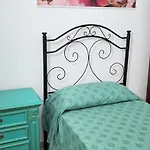 Casa Al Mare Kalispera * מרינה די מנקוורסה