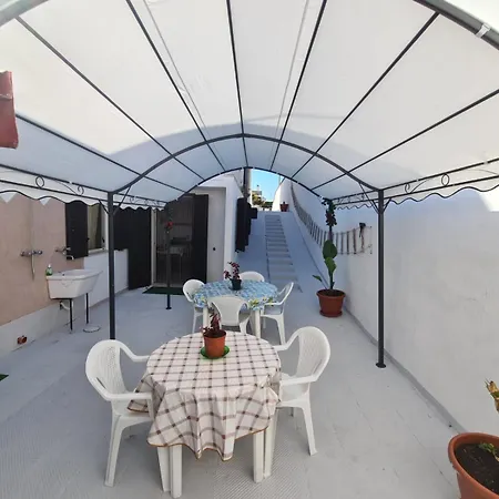 Casa Al Mare Kalispera * مارينا دي مانكافيسا