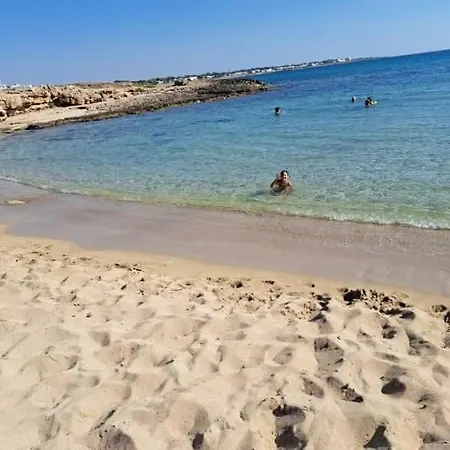 Casa Al Mare Kalispera * مارينا دي مانكافيسا