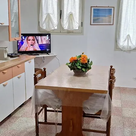 Casa Al Mare Kalispera * مارينا دي مانكافيسا