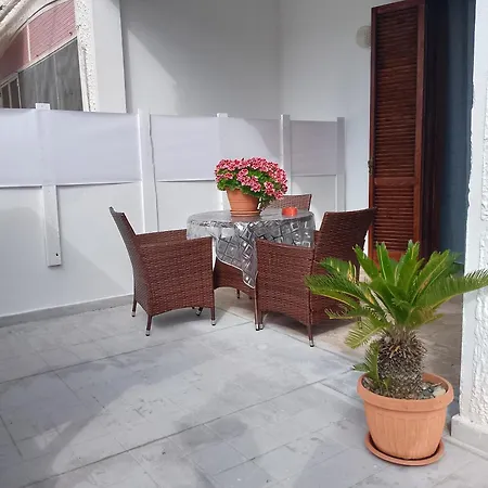 Casa Al Mare Kalispera * مارينا دي مانكافيسا