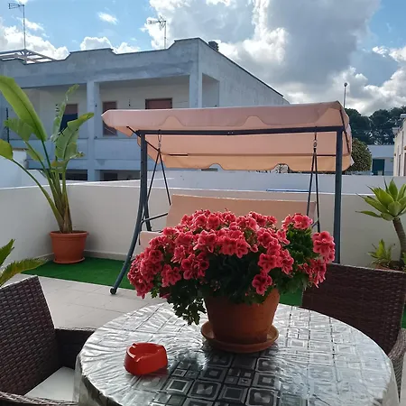 Casa Al Mare Kalispera * مارينا دي مانكافيسا